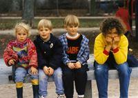 Kinder nebeneinander Kinder nebeneinander